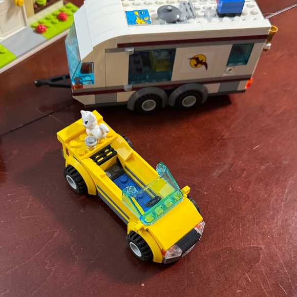 LEGO FRIENDS Assorted Buildings & Characters - Picture 6 of 16